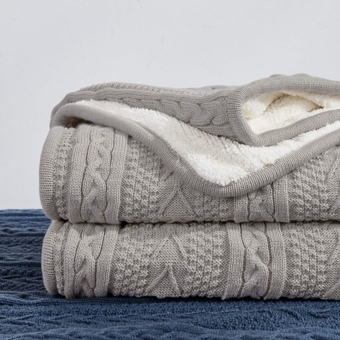 ACRYLIC CABLE KNIT SHERPA THROW BLANKET THICK SOFT BIG COZY LIGHT GREY KNITTED FLEECE BLANKETS FOR COUCH SOFA BED LARGE 60 X 80 INCHES GRAY COVERLET ALL SEASON