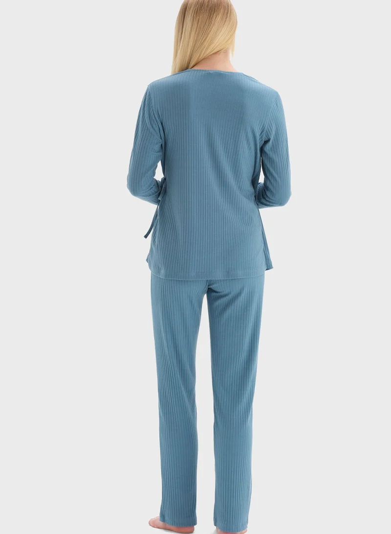dagi Surplice Neck Night Suit