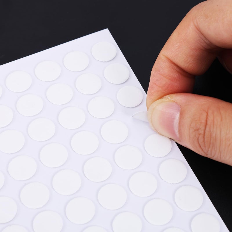XIHIRCD 600pcs Double-Sided Mounting Putty, 0.39 Inch Clear Adhesive Dots Transparent Glue Tape Stickers Round Sticky Acrylic Tack Putty Removable No Trace Wall Putty for Hanging Photo Pictures Posters - Image 3