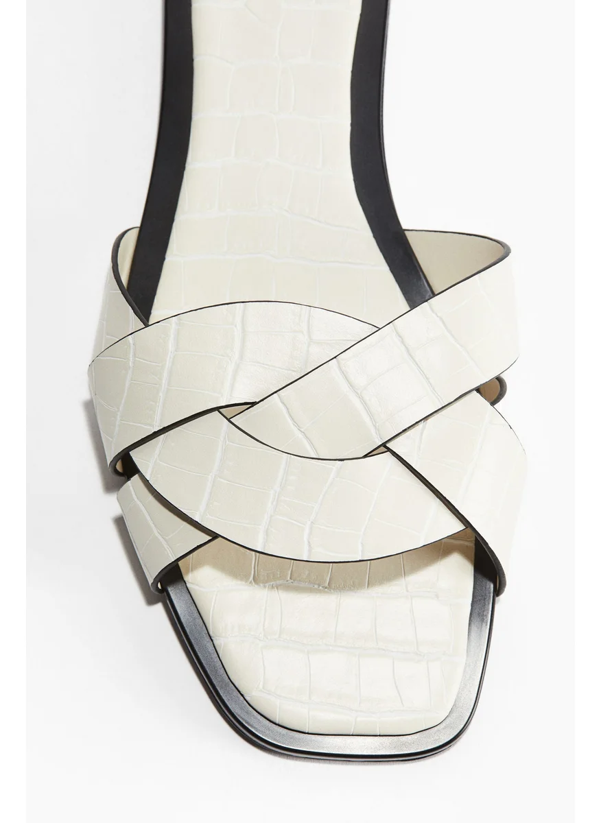 اتش اند ام Braided Sandals
