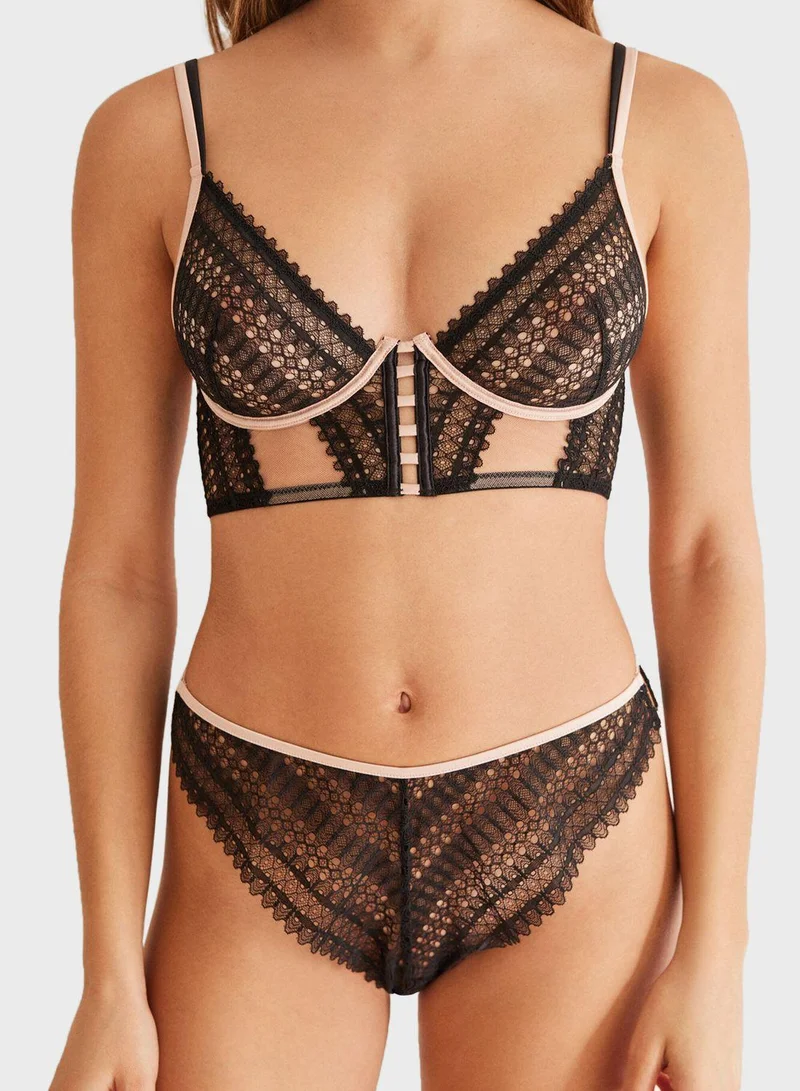 ومن سيكريت Lace Detail Brief