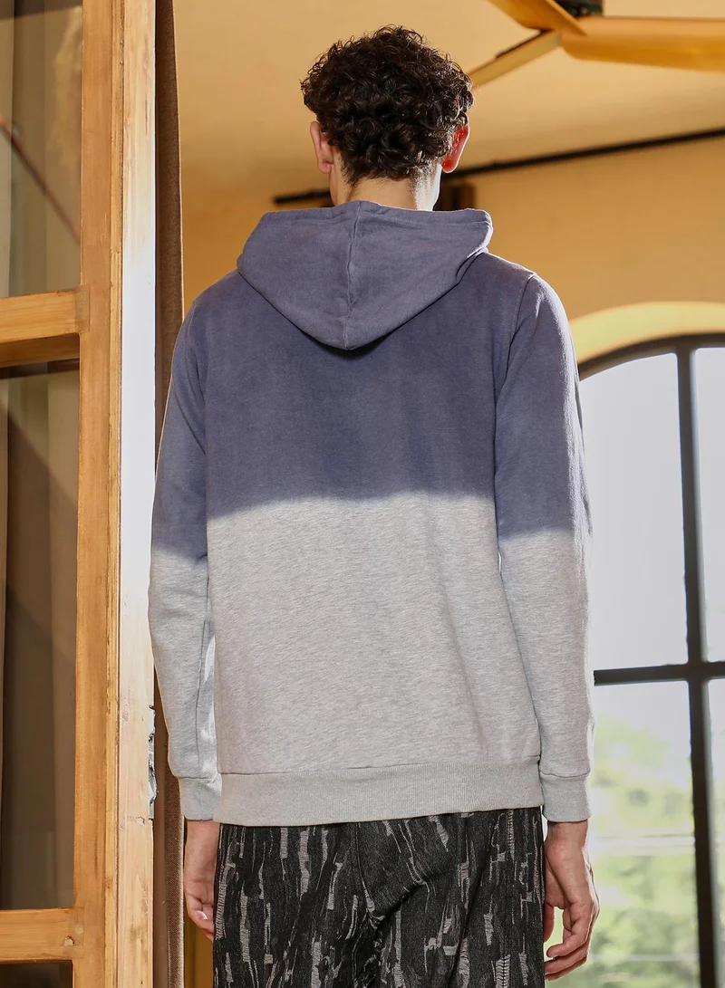 Campus Sutra Men's Gradient-Block Pullover Hoodie | Hooded Neck , Long Ribbed Cuff Sleeves , Pull On Closure , Ribbed-Straight Hem | Dip-Dye Knitted Plain For Casual & Daily | Steel Blue & Coin Grey