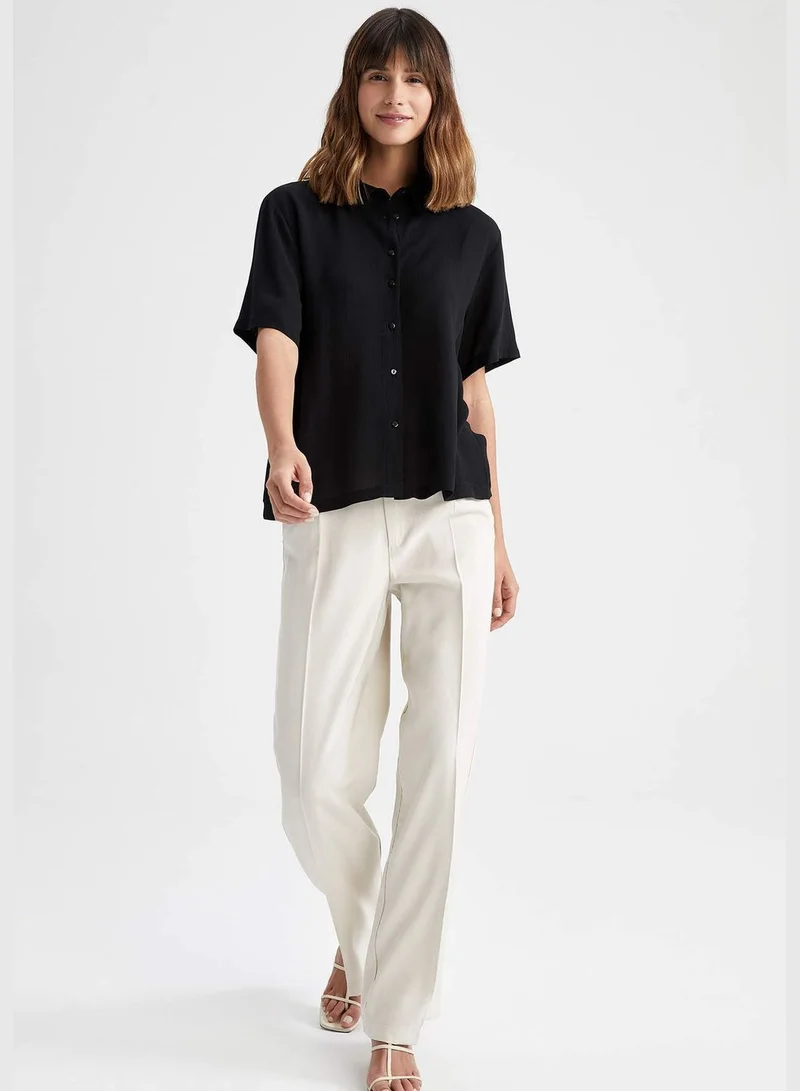 ديفاكتو Regular Fit Short Sleeve Printed Shirt