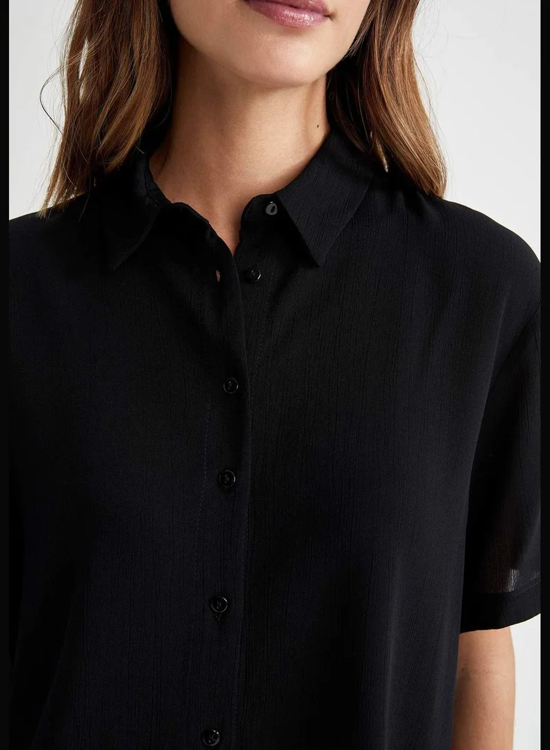 ديفاكتو Regular Fit Short Sleeve Printed Shirt