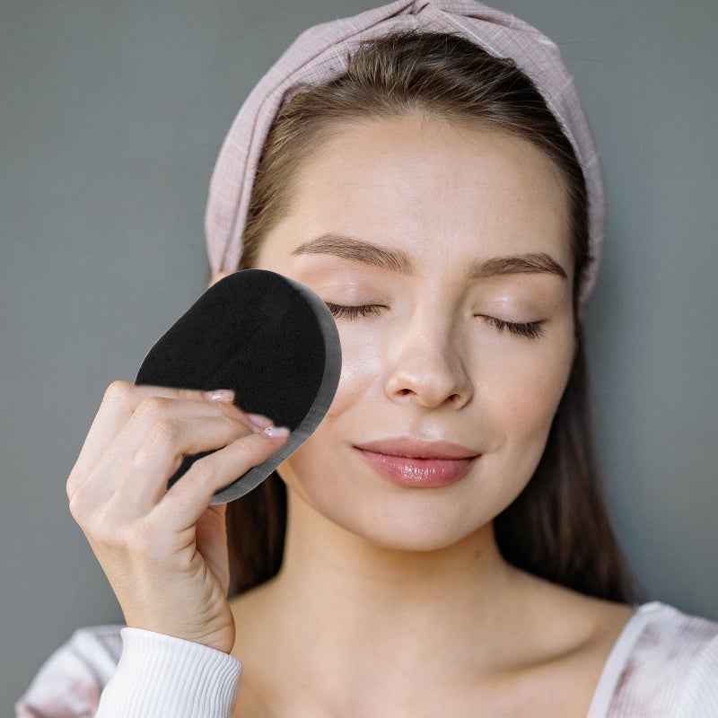 2pcs Black Facial Cleaning Sponge with Charcoal for Skin Cleansing Exfoliating - Image 2