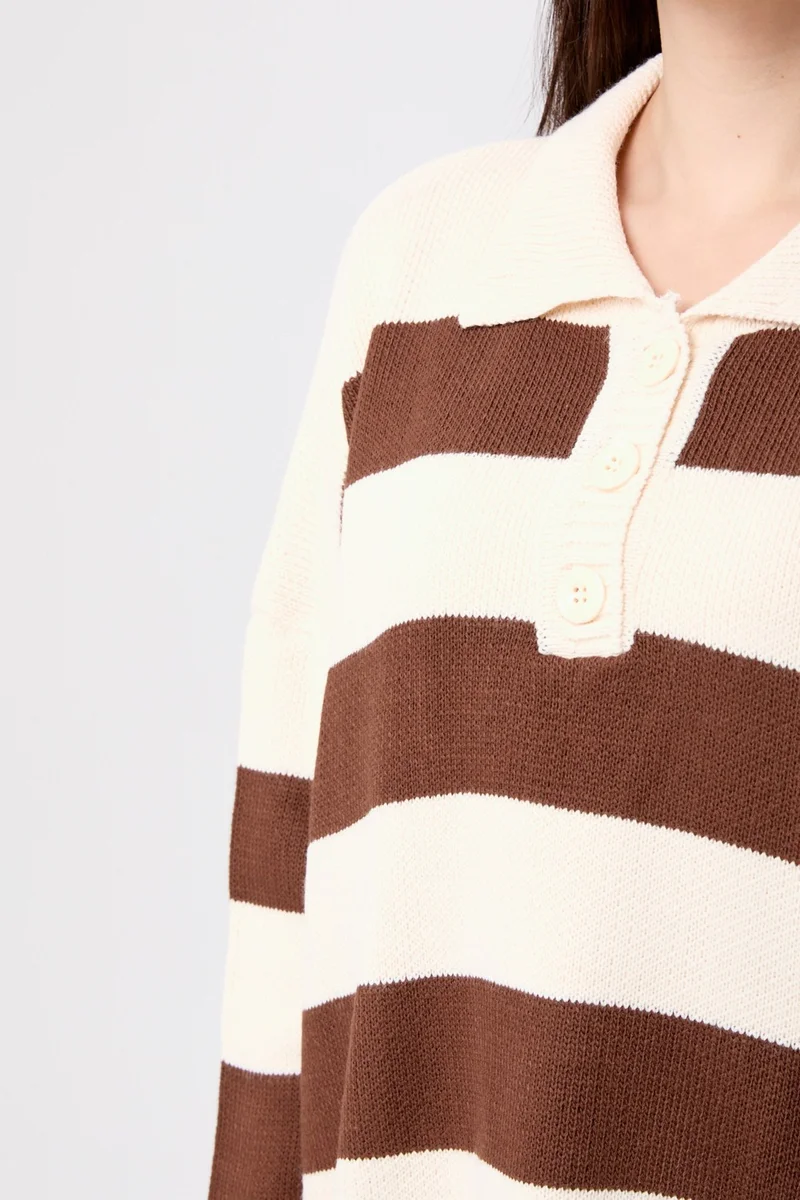 Tofisa 23895-COFFEE-CREAM Striped Knitwear Suit