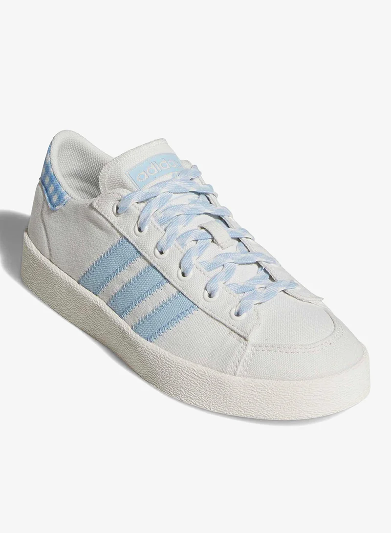 Adidas CWHITE/CLESKY/CWHITE Jump Hook Low for Women | Best Price UAE