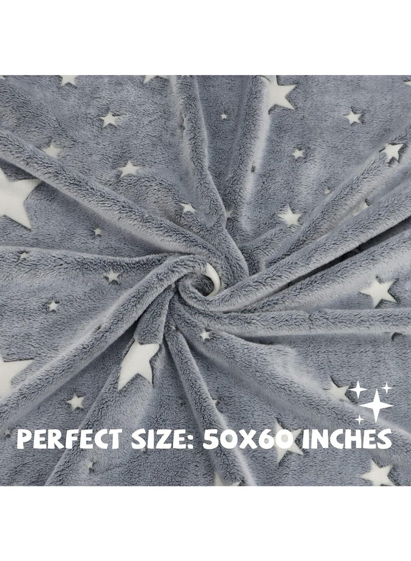 Bluejw بطانية تتوهج في الظلام بطانية مخصصة للأطفال، 50x60 بوصة بطانيات رمي فائقة الراحة من الفرو الناعم للفتيات والفتيان هدايا عيد الميلاد - Image 3
