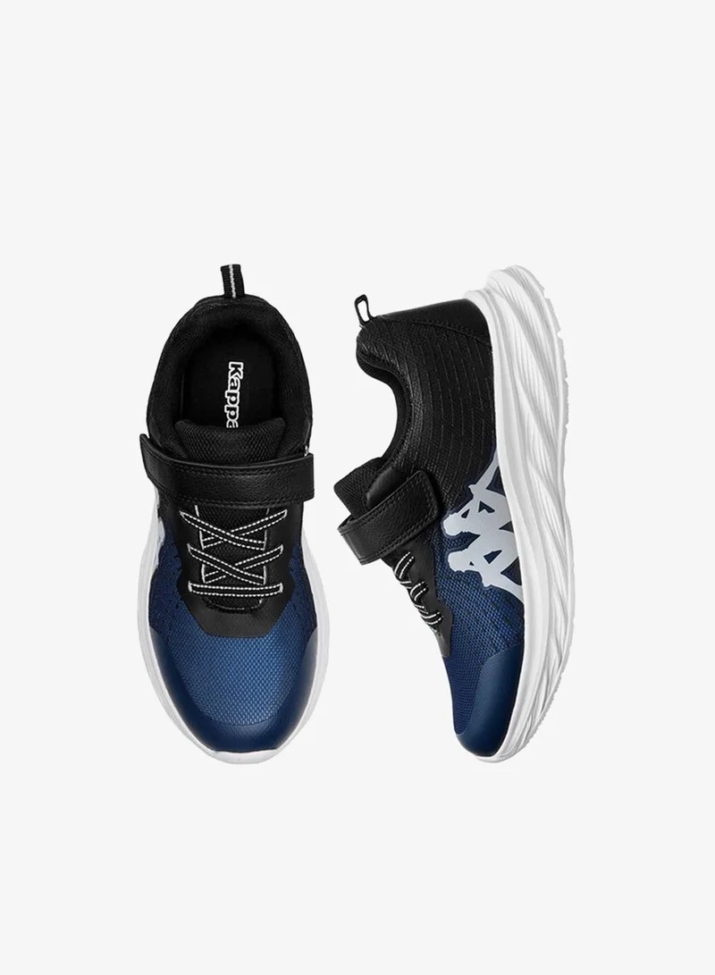 كابا أحذية رياضية للجنسين بطبعة شعار وشريط لاصق