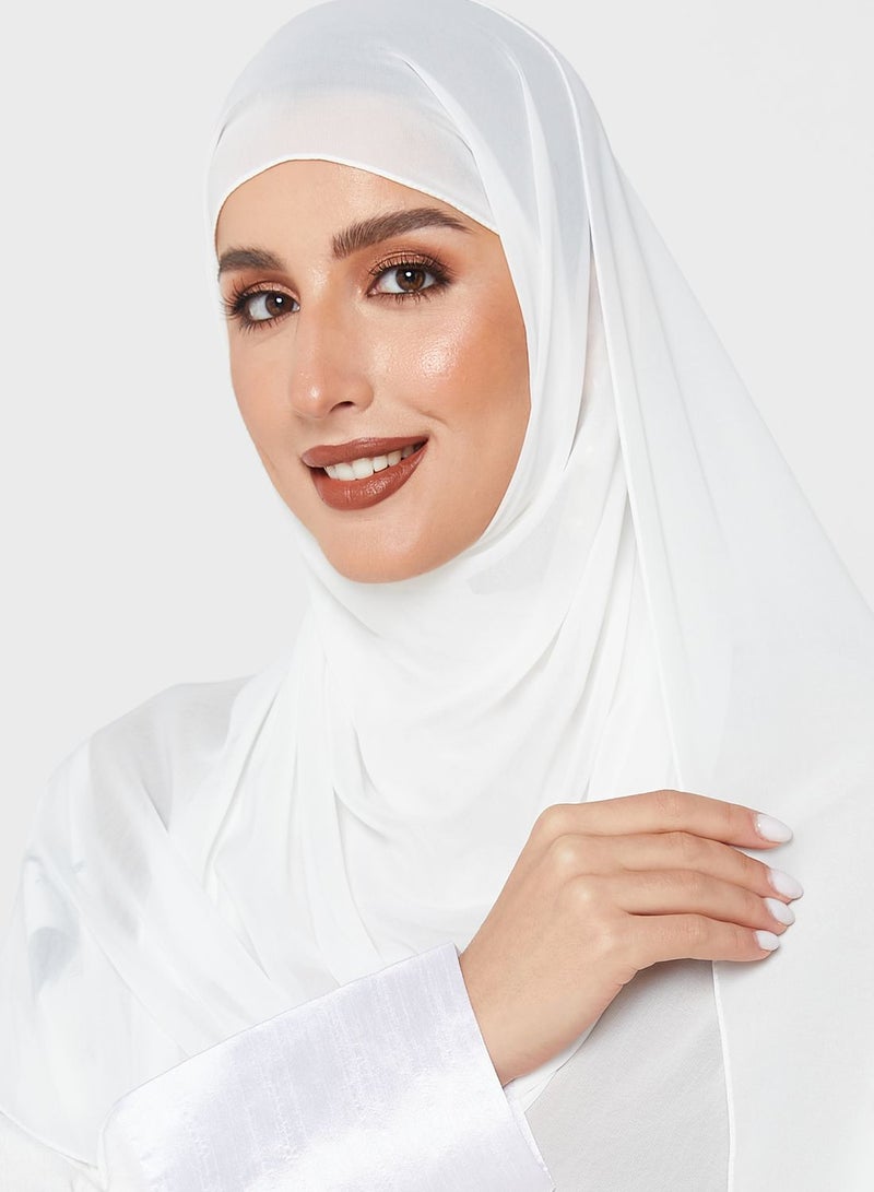 Khizana Embellished Detail Abaya - Image 4