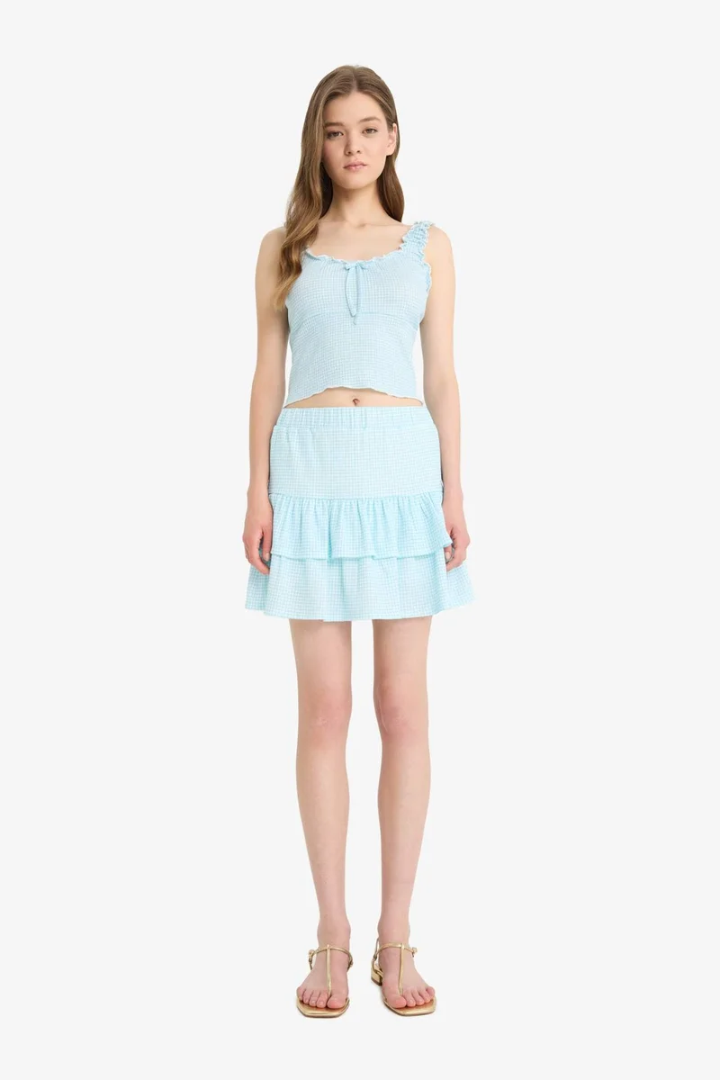 ديفاكتو Fitted Textured Sleeveless Blouse