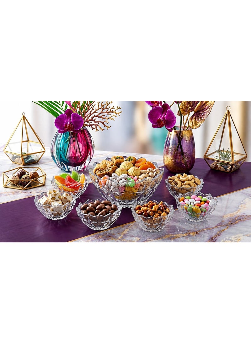 Rayan A set of 7 matching serving dishes in various sizes and a classic-modern design. - Image 1