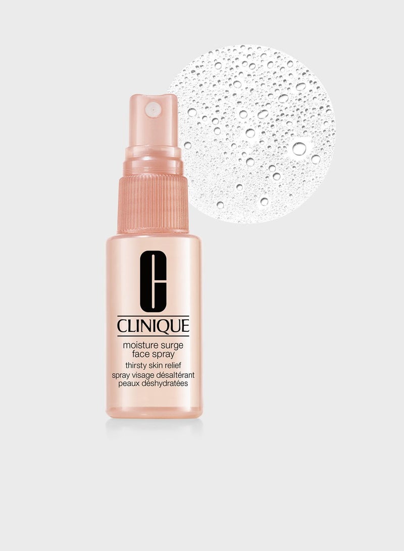 CLINIQUE Moisture Surge Face Spray Thirsty Skin Relief Mini 30Ml - Image 2