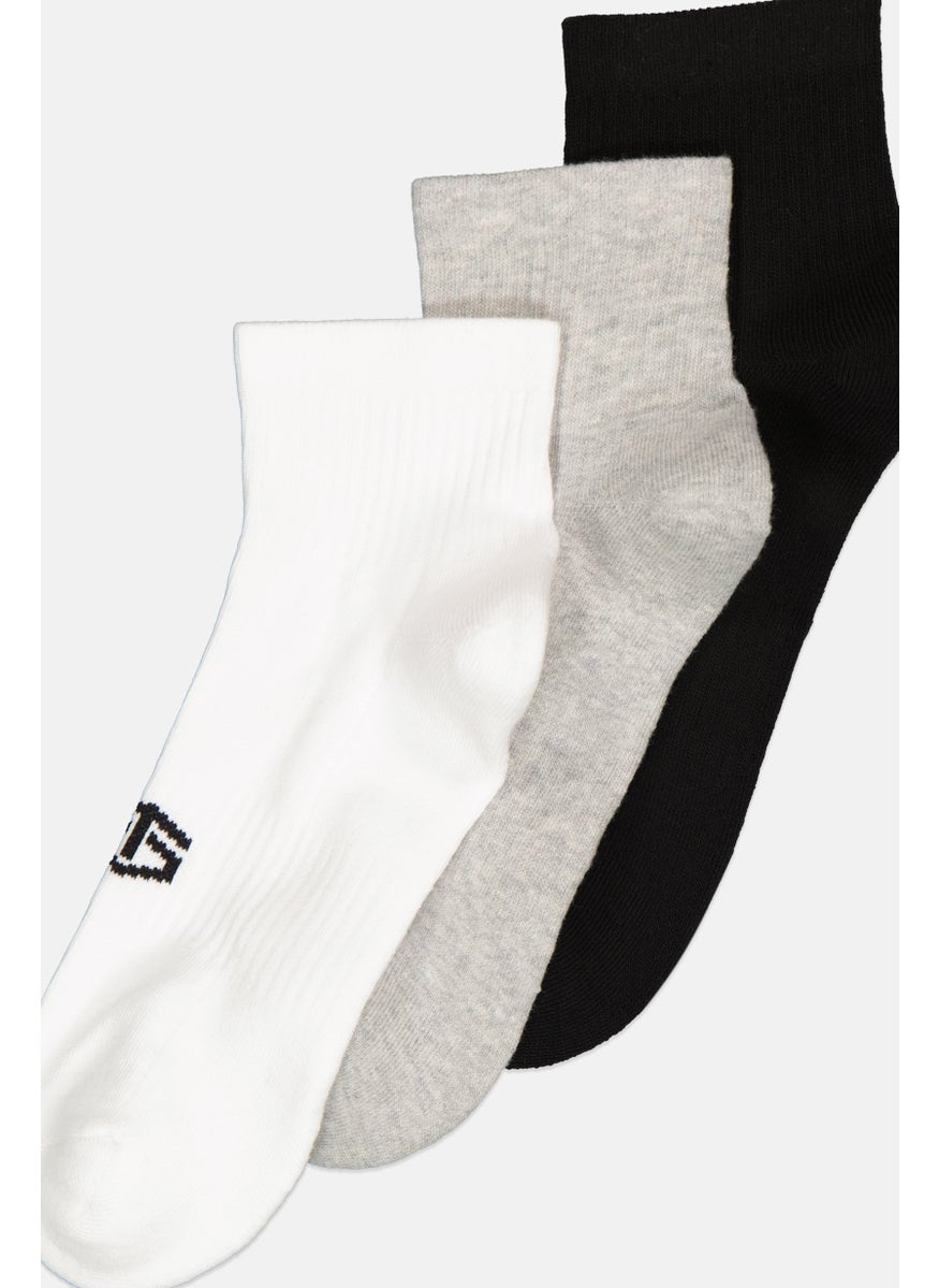 TapouT Men 3 Pairs Brand Logo Quarter Socks, Multicolor  - Image 2