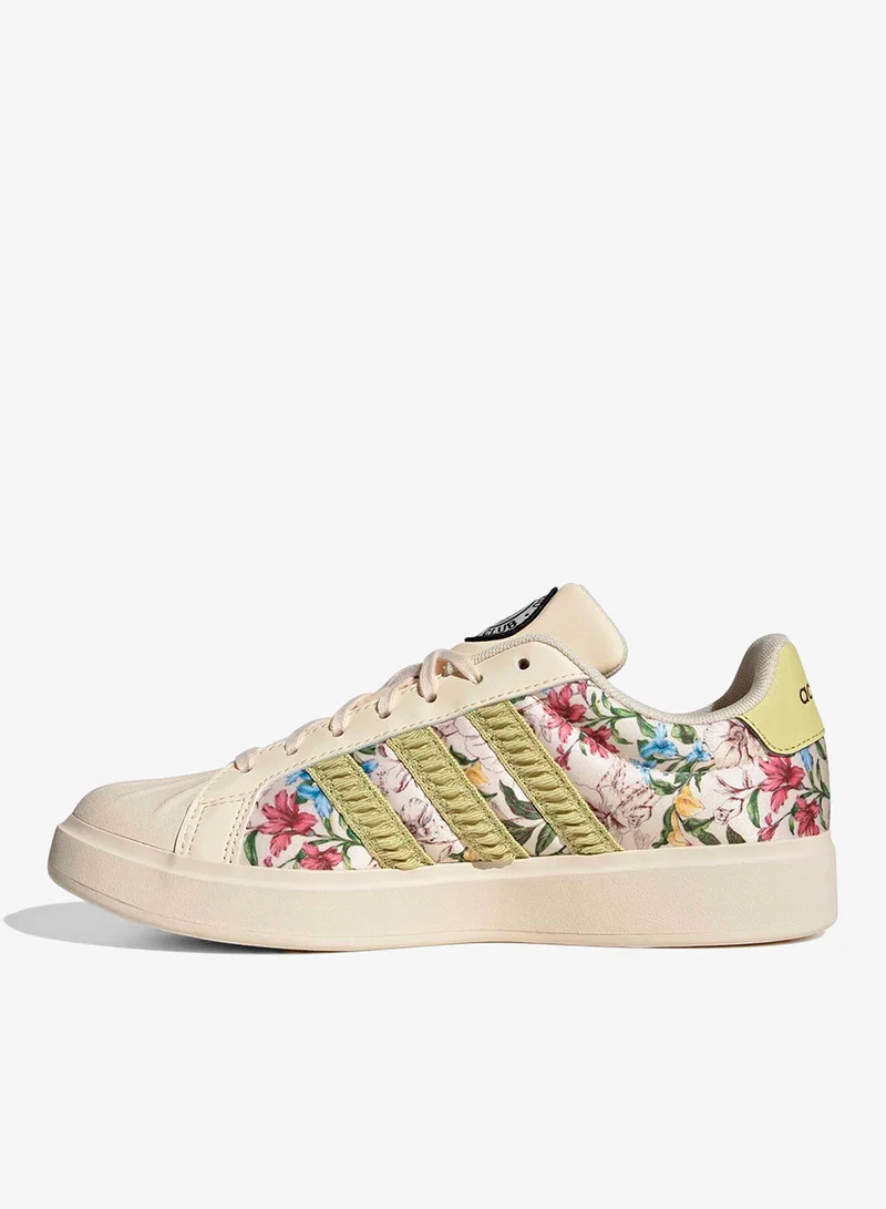 Adidas Streettalk
