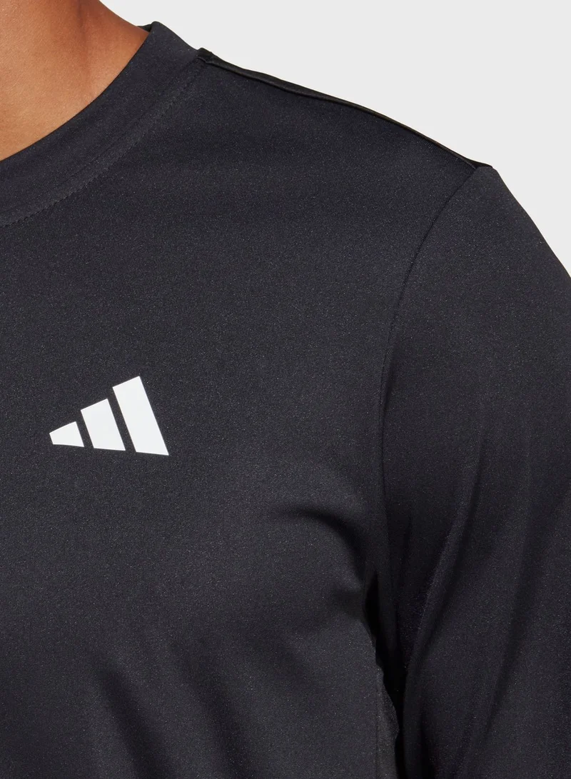 adidas تيشيرت كلوب أساسي