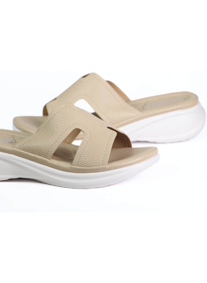 Mon Ami Monami Women's Slide Sandals - Super Comfy & Cushioned Slides for Women, Lightweight Soft Comfort Sandals with Arch Support, Stylish Casual Slides - Image 5