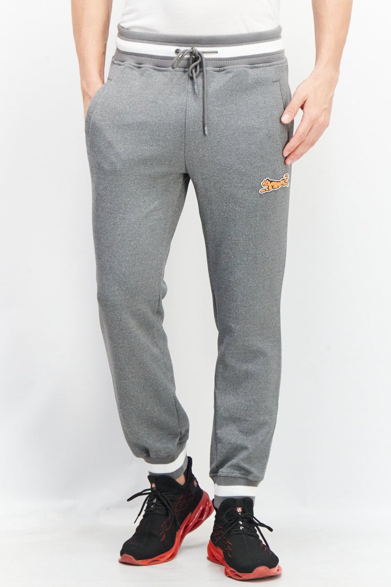 Le tigre Men Regular Fit Patch Logo Jogger Pants, Grey - Image 1