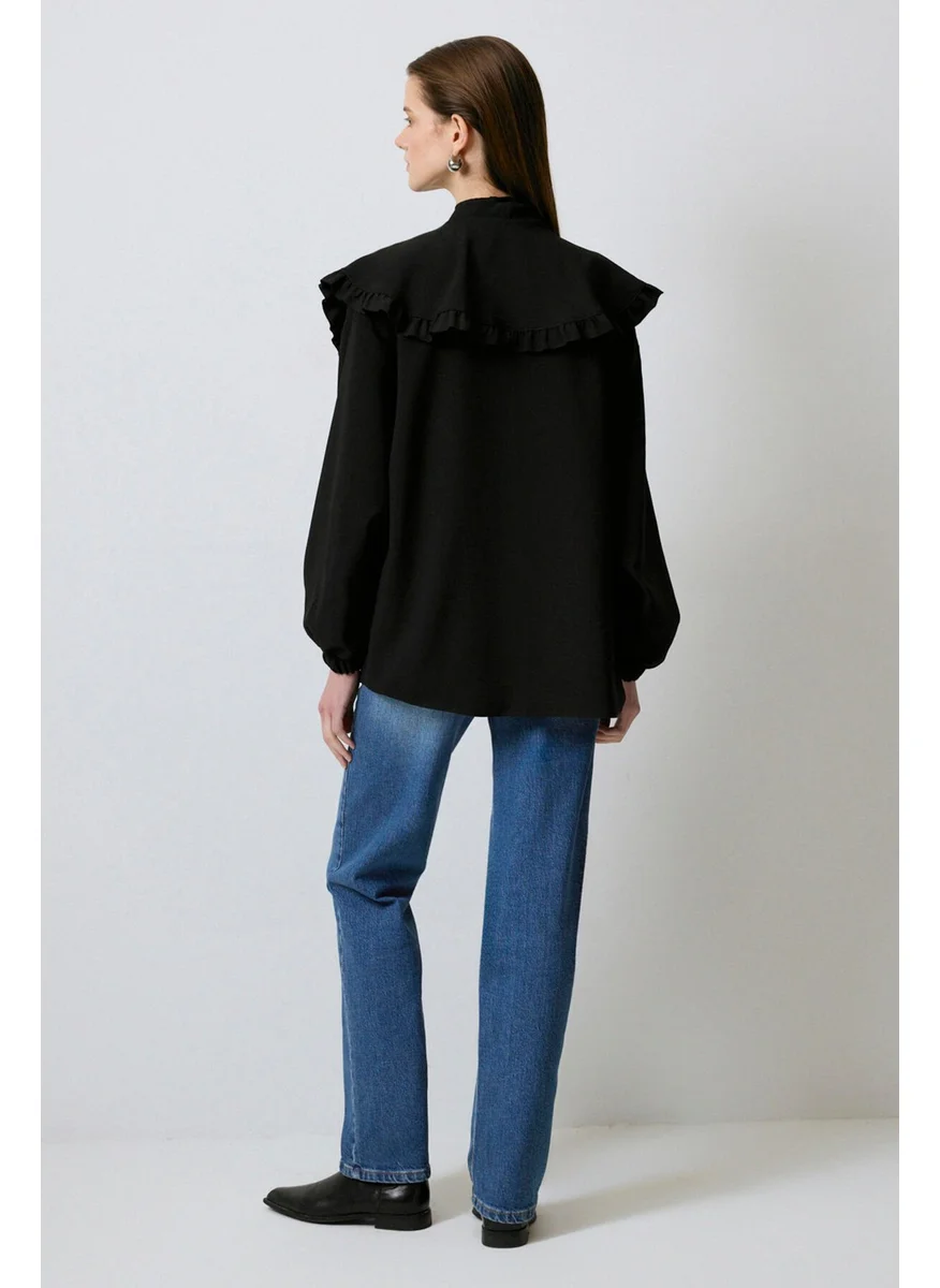 Touche Wide Collar Crepe Cardigan