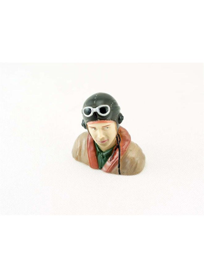Viloga RC Airplane Accessories 1/9 1/6 1/5 Scale Pilot Figures Toy Model, Realistic WWII Character Playing Spare Parts for Fixed Wing Balsa Wood Plane Kits 1/6 Scale white Civilian pilot figure - Image 1