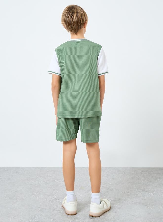 Styli Teens Color Block Textured T-Shirt and Short Set - Image 4