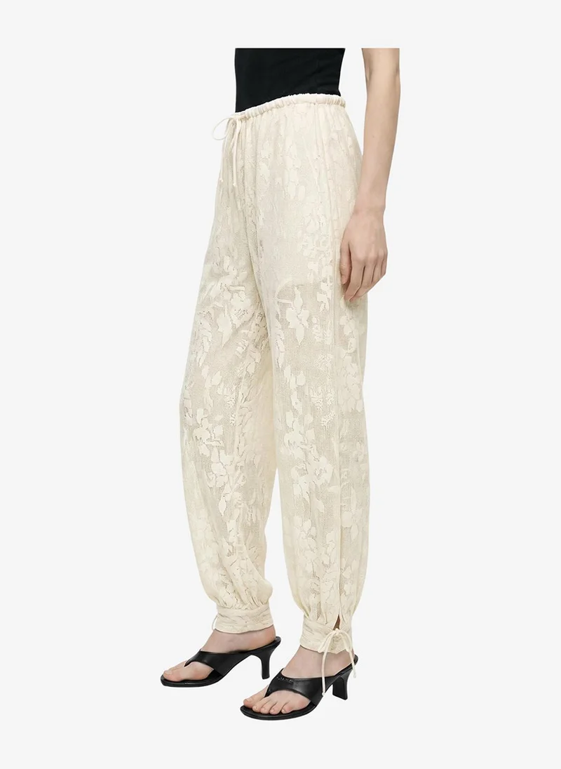 Vero Moda  Women's VMNINA Mid-Waist Lace Balloon Pant for Women | Best Price UAE