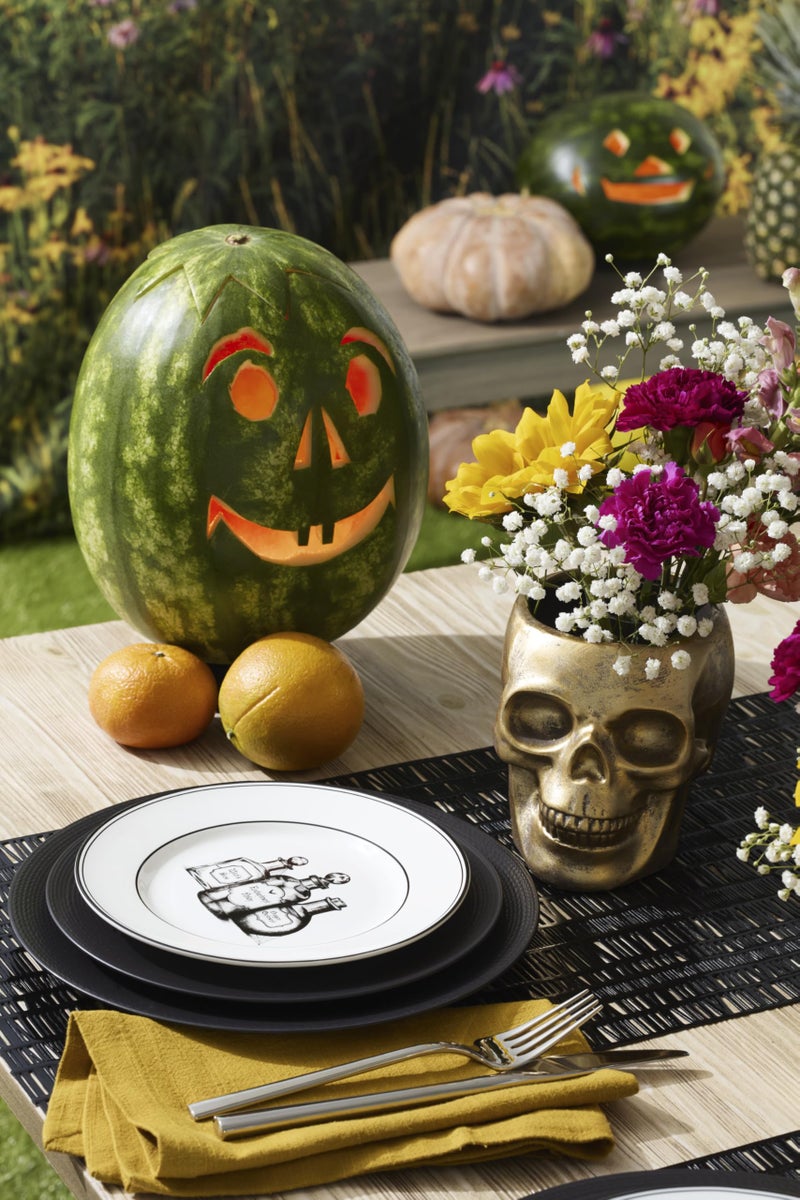 Lenox Dinnerware Set, Vintage Halloween 4-Piece Dessert Plate Set, Assorted, Set of 4 Ivory Porcelain Plates, Dishwasher Safe, Halloween Decor Indoor, Party Table Decorations (Black/White, 4 Piece) - Image 5