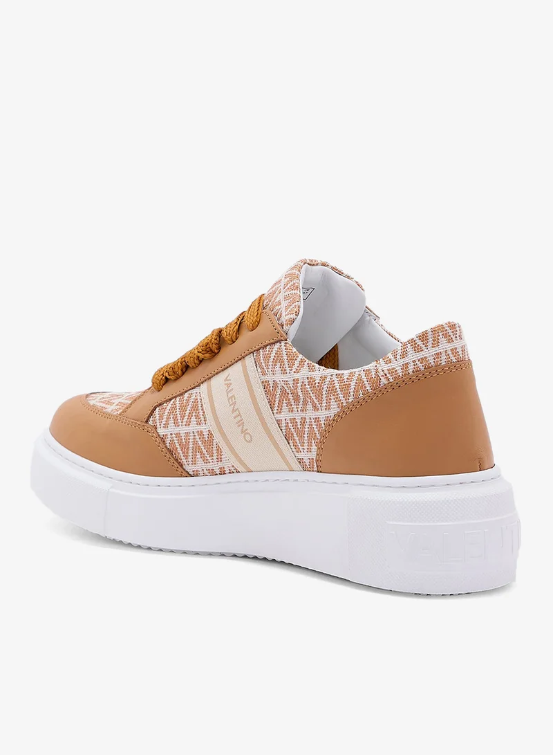 فالنتينو باي ماريو فالنتينو سنيكرز برباط منخفض