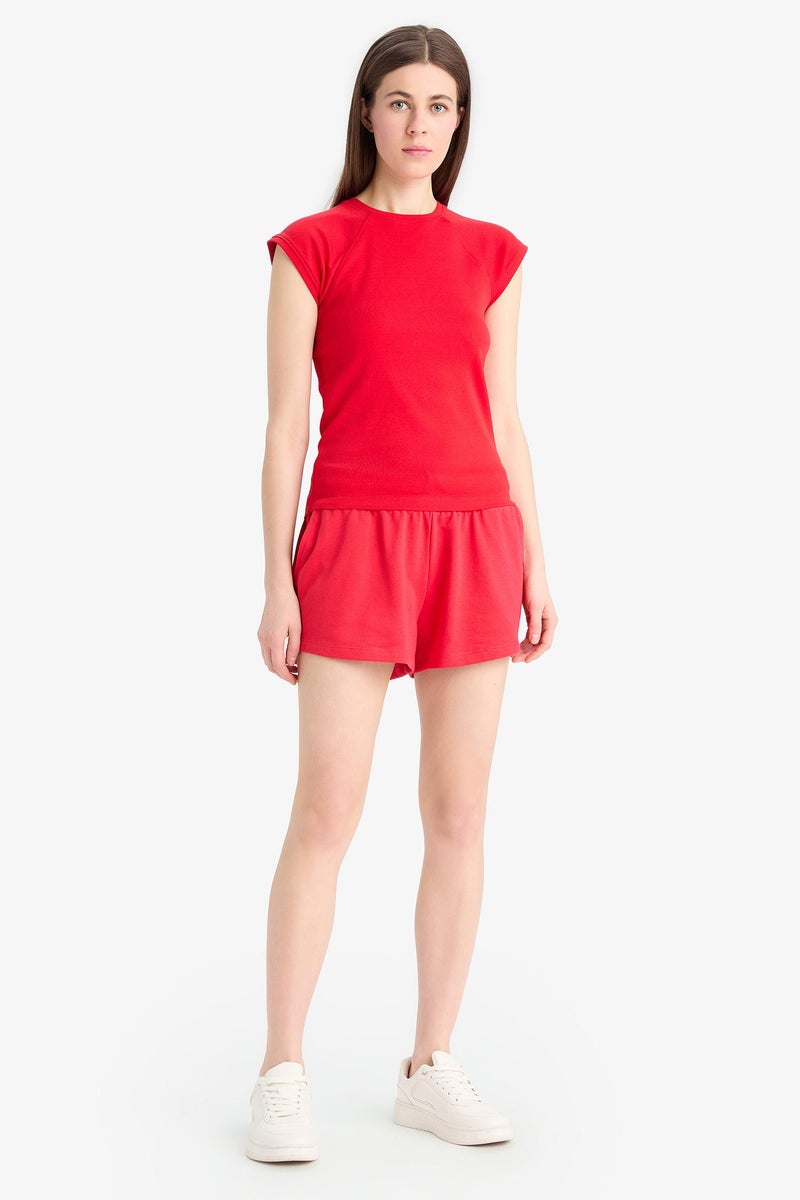 DeFacto Woman Regular Fit Basic Normal Waist Regular Hem Bermuda  - Image 4