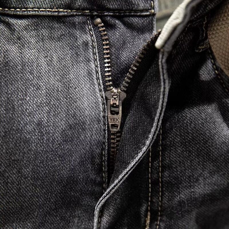 Unisex Classic Denim Jeans Loose Fit Daily Outdoor Wear - Image 5