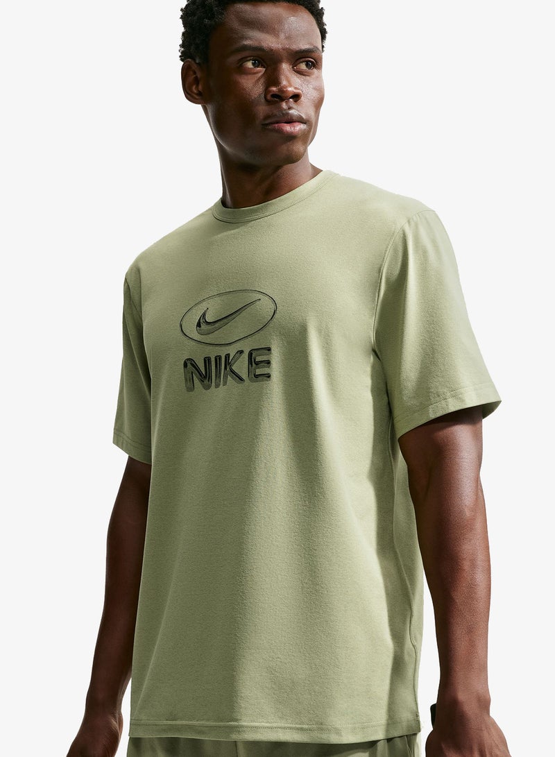 Nike Dri-Fit Uv Hyverse Graphic T-Shirt - Image 3