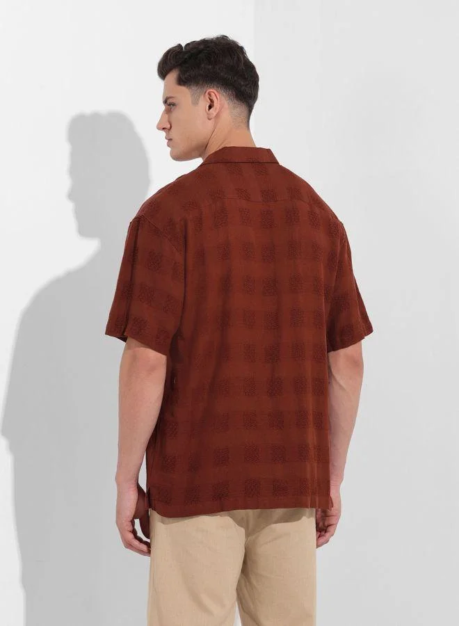 The Indian Garage Co Men Relaxed Fit Textured Cuban Collar Half Sleeves Shirt