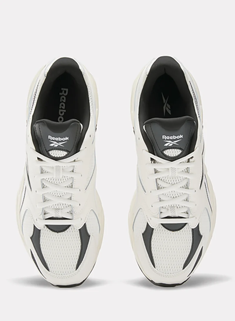 Reebok Road Prime