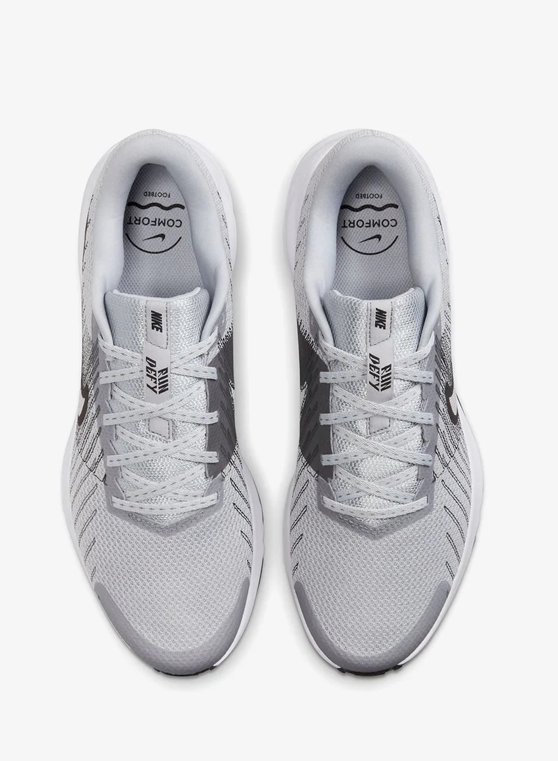 نايكي ران ديفاي