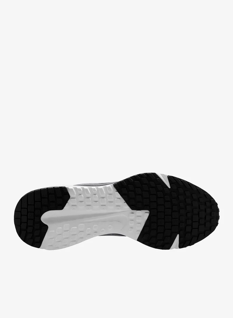 نايكي ران ديفاي