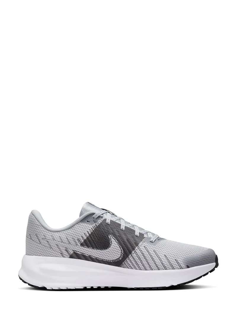 Nike Run Defy
