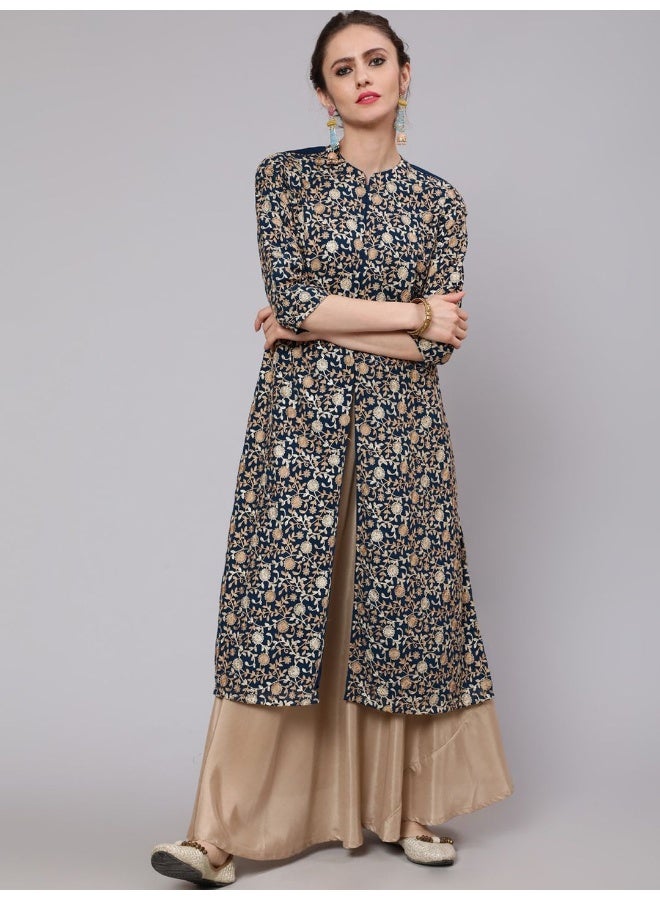 AKS كُرتا مستقيم مزخرف بتطريز أاري باللون الأزرق - Image 1