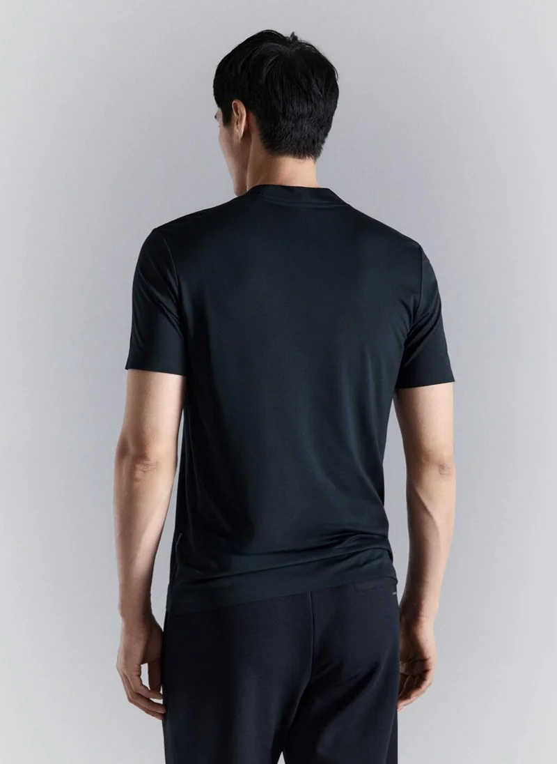 Mango Man Slim fit comfort stretch Coolmax ® T-shirt