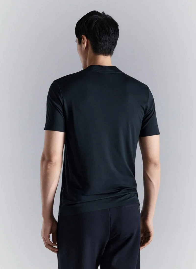 مانجو مان Slim fit comfort stretch Coolmax ® T-shirt