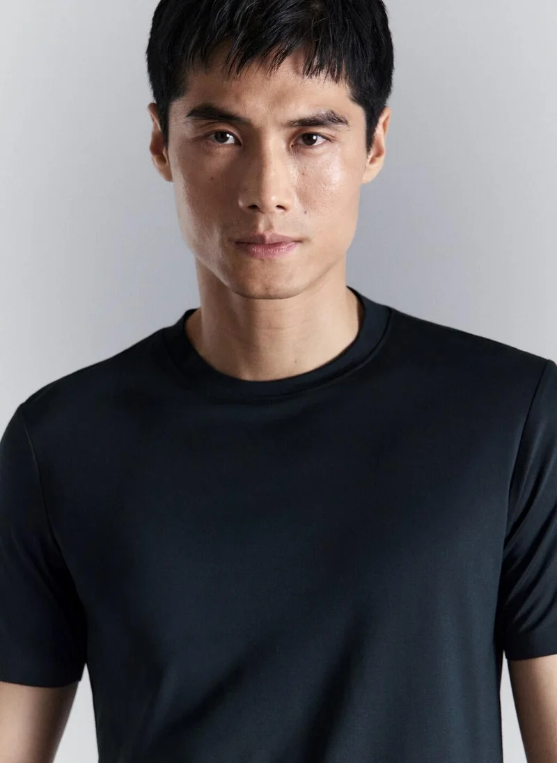 مانجو مان Slim fit comfort stretch Coolmax ® T-shirt