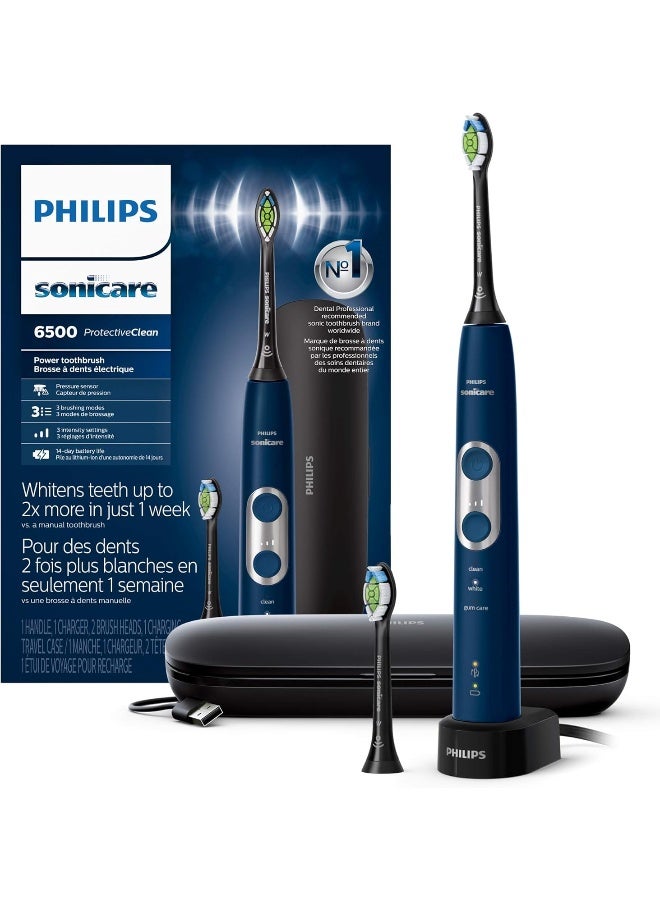 PHILIPS SONICARE فرشاة أسنان كهربائية قابلة لإعادة الشحن من فيليبس سونيكير بروتيكتيف كلين 6500 مع مستشعر ضغط 3 أوضاع تنظيف سمارتايمر وكواد بايسر 14 يوم من عمر البطارية حقيبة سفر للشحن باللون الأزرق البحري HX646207 - Image 1
