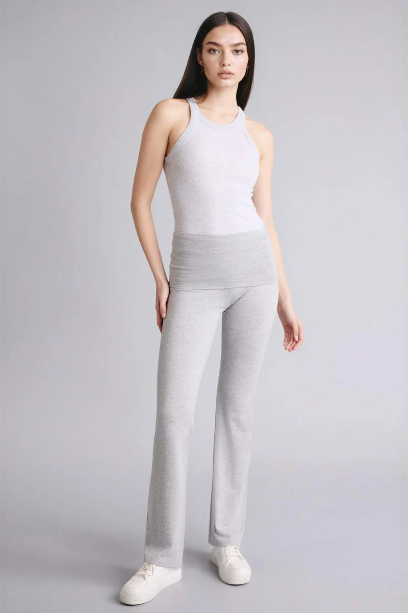 ديفاكتو Flare Fit Leggings