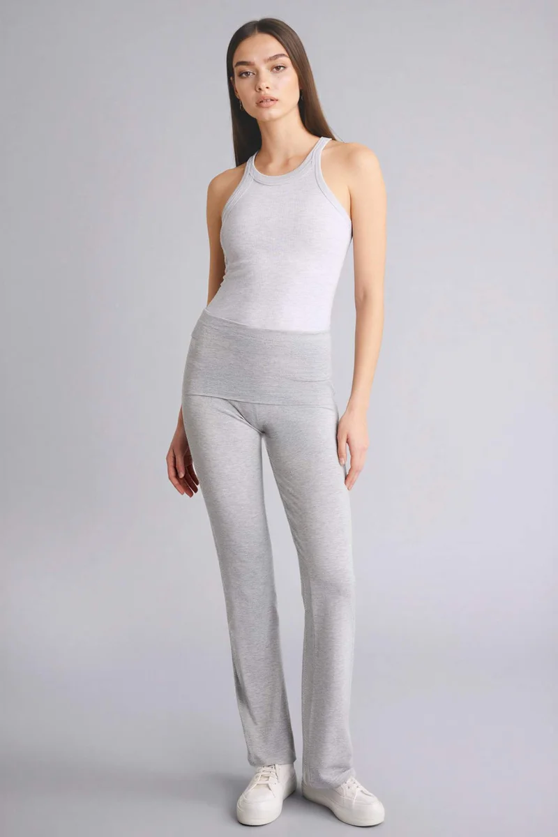 ديفاكتو Flare Fit Leggings