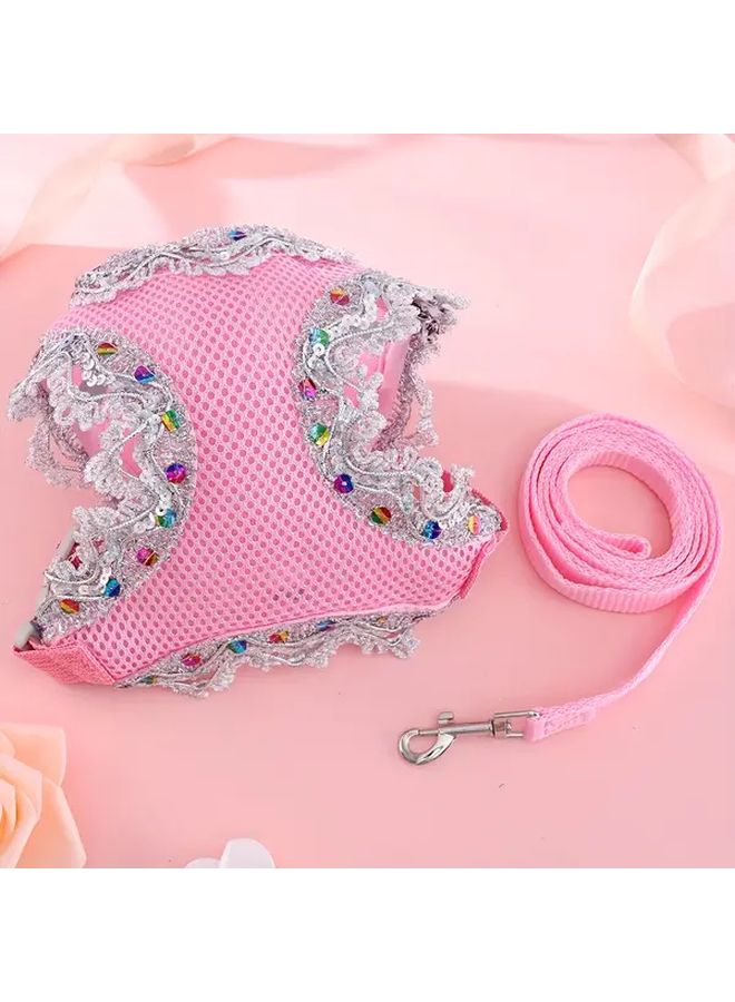 مجموعة هارنس وسلسلة للحيوانات الأليفة باللون الوردي بتصميم الدانتيل الذهبي، ناعمة وتسمح بالتهوية للكلاب الصغيرة والمتوسطة - Image 1