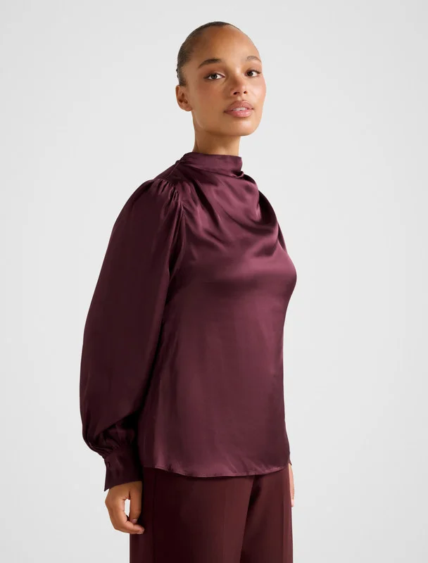 فورايفر نيو Nancy Drape Neck Button Blouse