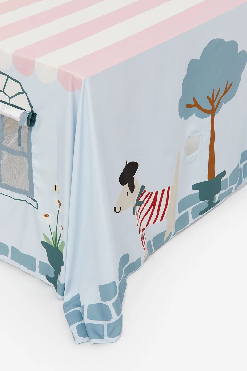 اتش اند ام Table Tent