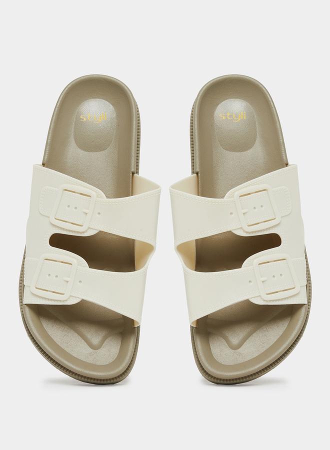 ستايلي شبشب بيج بتفاصيل إبزيم - Image 5