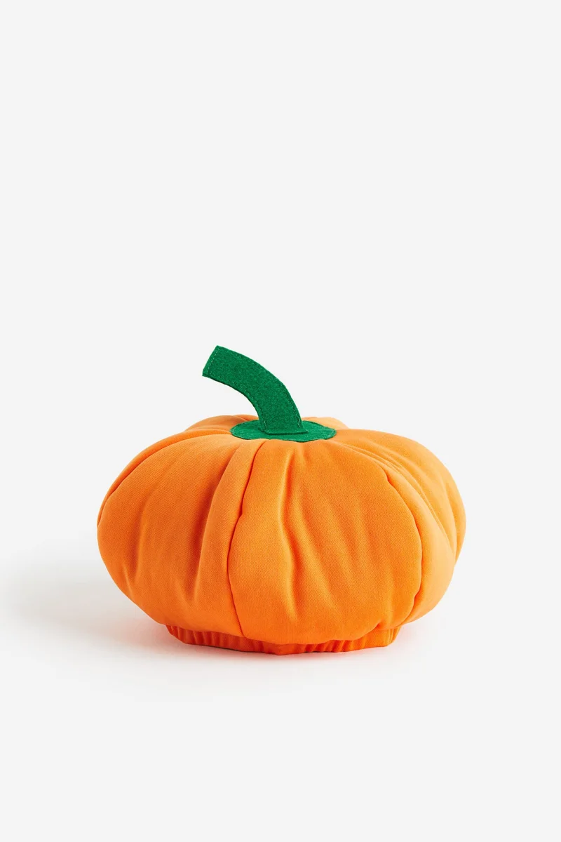 H&M Infant Pumpkin Shaped Hat