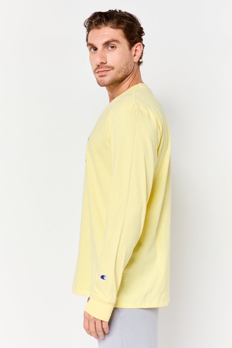 Champion تي شيرت رياضي للرجال بأكمام طويلة مناسب في الهواء الطلق، أصفر باهت - Image 3