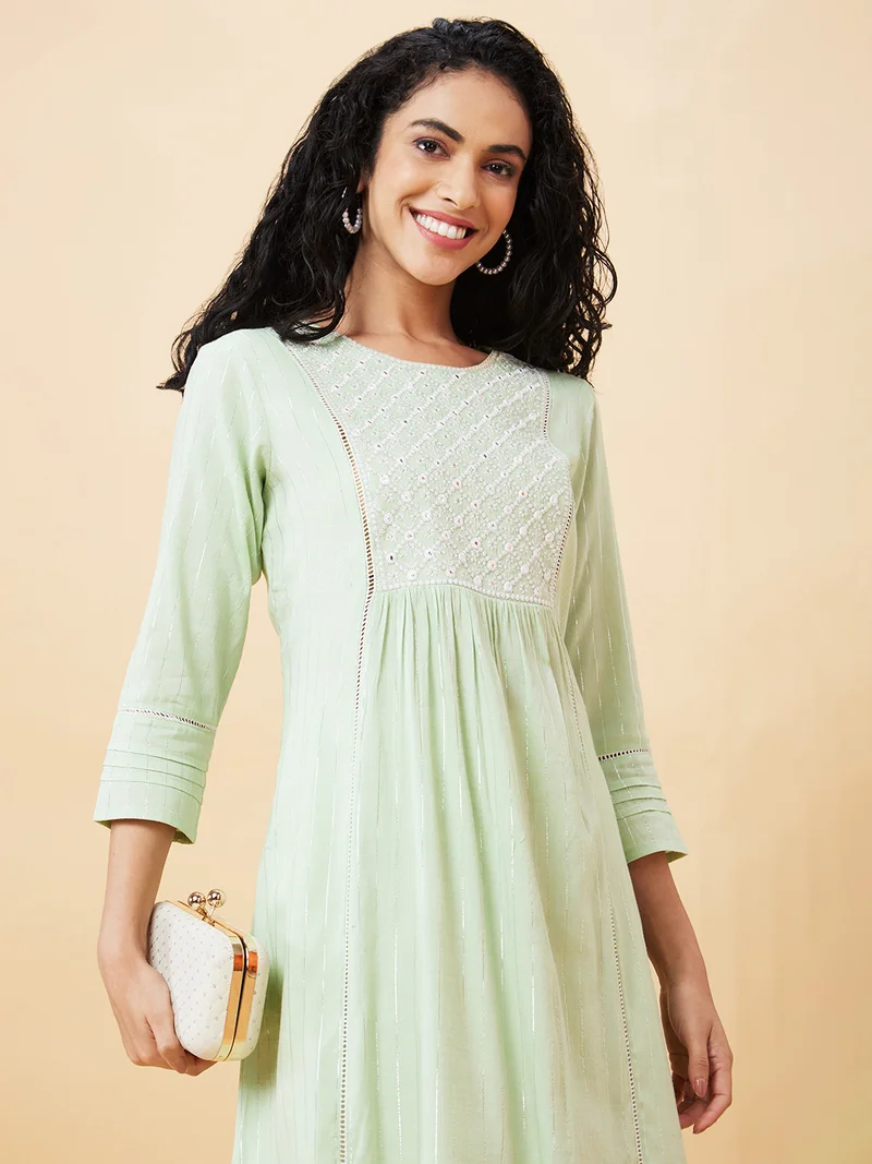 globus Globus Women Green Ethnic Motifs Yoke Design Thread & Mirror Work Pure Cotton A-Line Kurta